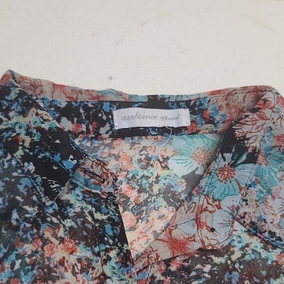 AMBIANCE APPAREL Adorable sheer sleeveless blouse - Picture 4 of 5